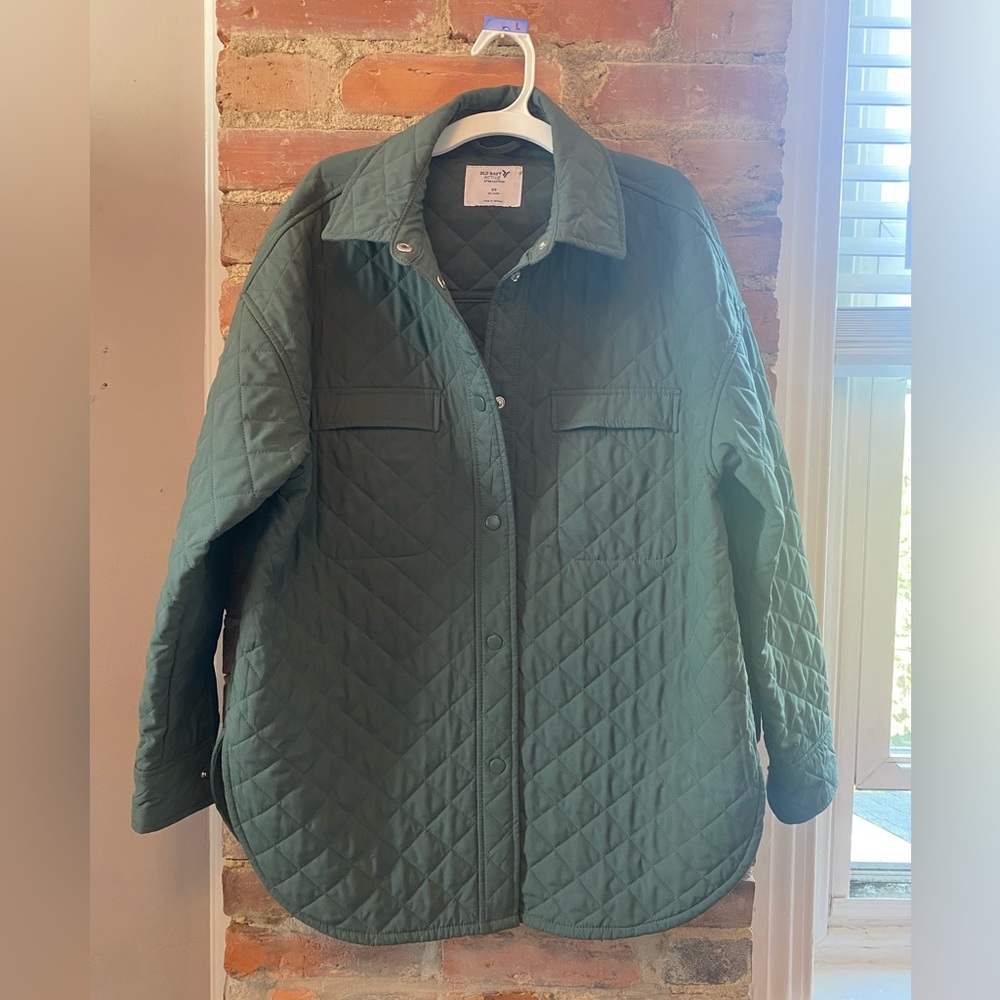 Old Navy Women's Quilted Utility Jacket in Dark Green